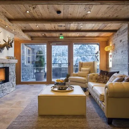 Chalet Patra